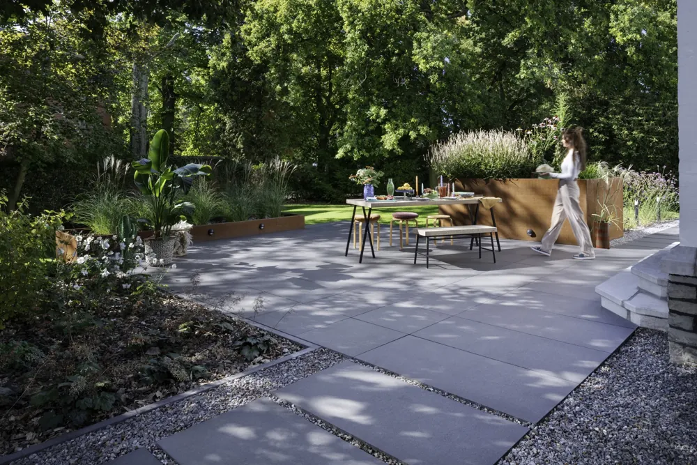 Terrasse en grandes dalles — Marlux